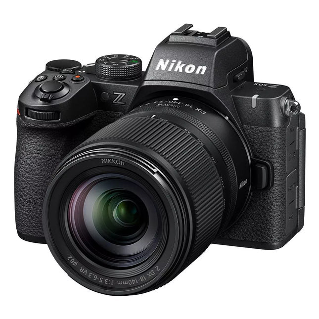 Nikon Z50 II + Z DX 18-140 mm f/3,5-6,3 VR