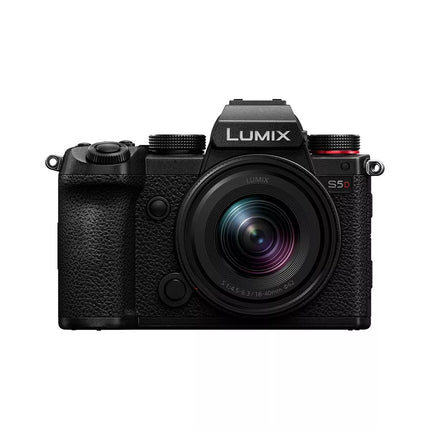 Panasonic Lumix DC-S5D + Lumix S 18-40 mm f/4,5-6,3