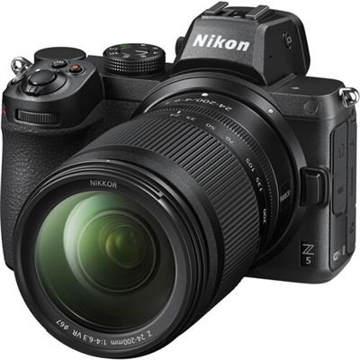 Nikon Z5 + NIKKOR Z 24-200 mm f/4-6,3 VR