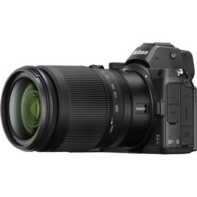 Nikon Z5 + NIKKOR Z 24-200 mm f/4-6,3 VR