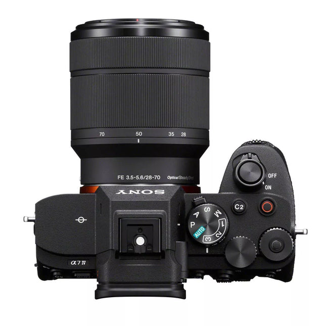 Sony Alpha 7 IV + 28-70 mm f/3,5–5,6 OSS