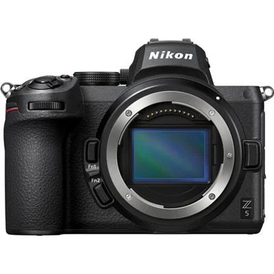 Nikon Z5 + NIKKOR Z 24-200 mm f/4-6,3 VR